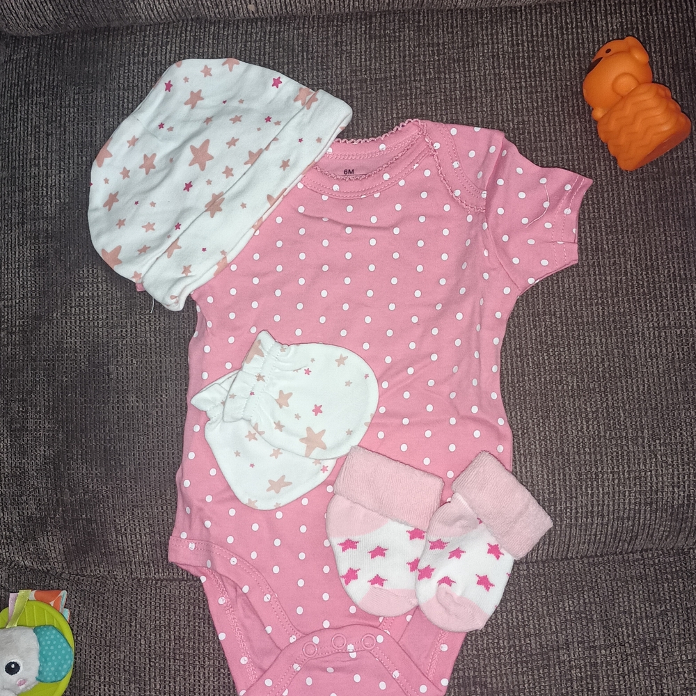 Pink Polka Dot Baby Bodysuit with Star Hat & Socks
